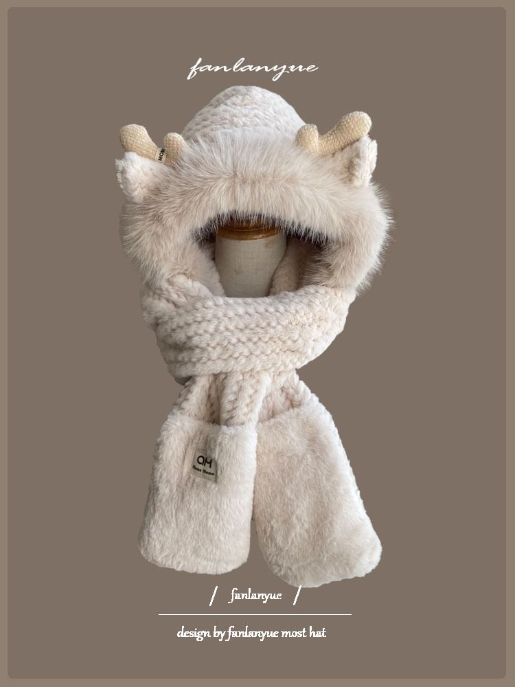 Zaalouk - Hertenhoorn Fluffy Hooded Scarf