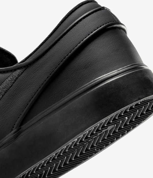 Nike SB Zoom Janoski OG+ Schuh (black black black)