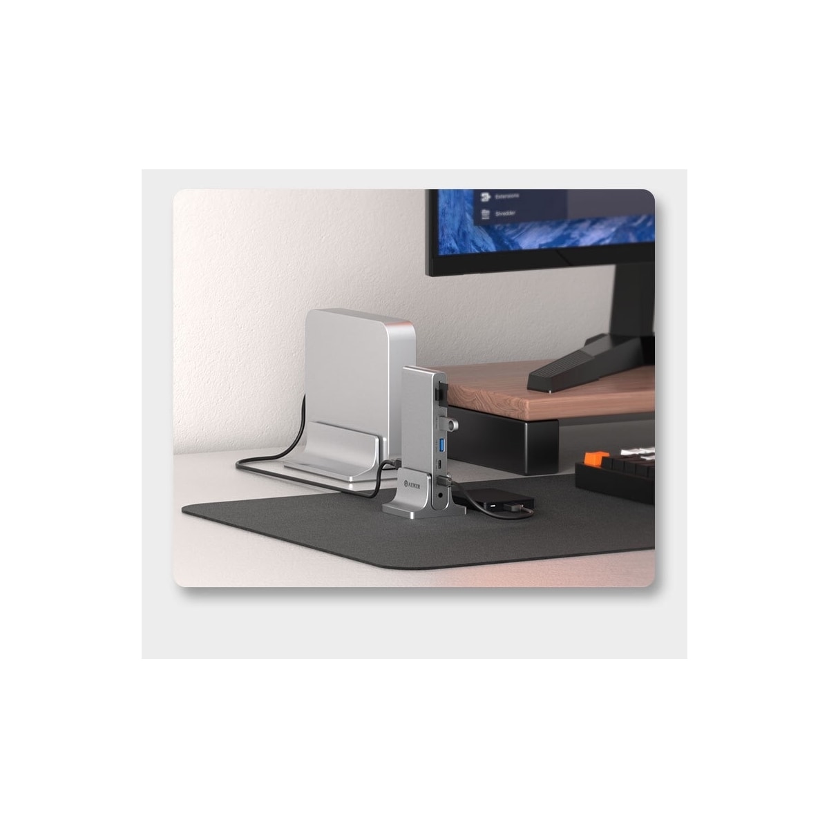 NÖRDIC USB-C 1 til 12 Dokkingstasjon 1xDP 8K30Hz 1xHDMI 8K30Hz 1xRJ45 GigaLan 1xUSB-C PD100W 3xUSB 10G 1xUSB 5G 1xSD 1XMicroSD 1x3,5 mm