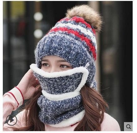 FROME - Bobbelgebreide muts met masker