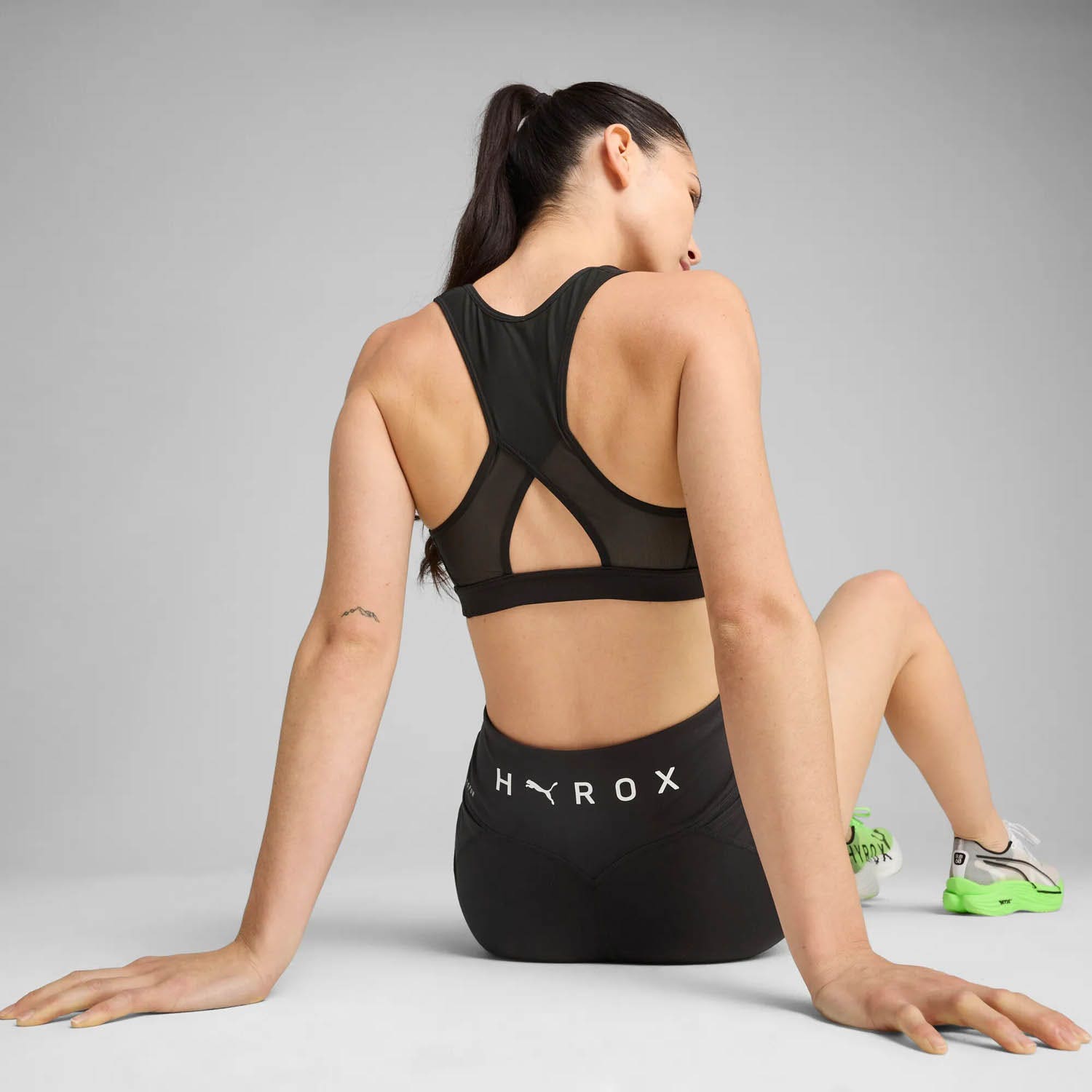 PUMA  PUMA X HYROX Mid Impact Bra