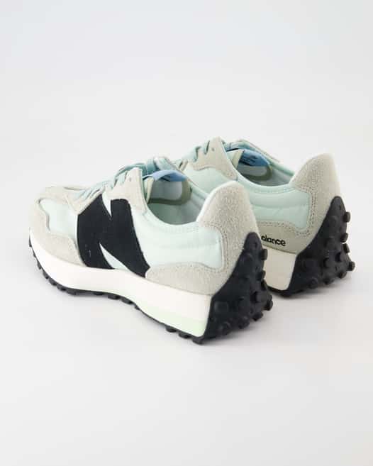 New Balance 327 Sneaker in Grün