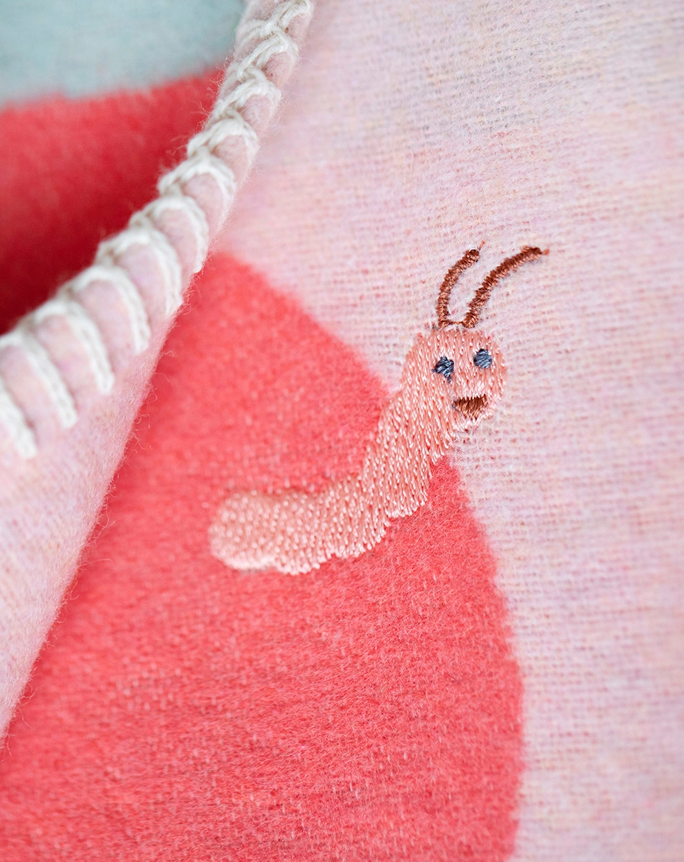 Babydecke LILI - WURM (70x90) in rosa