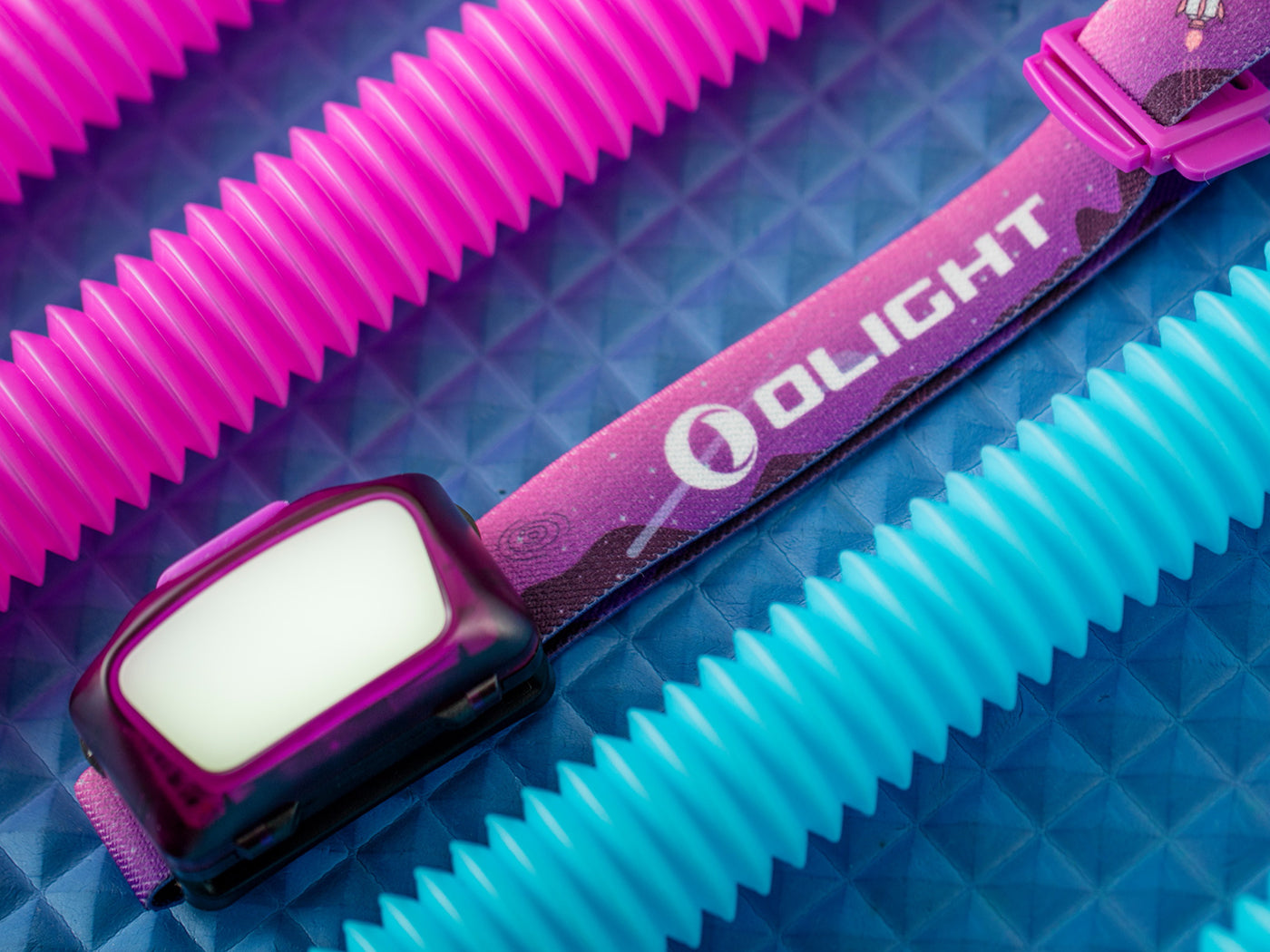 Olight H05 Lite hoofdlamp - Pink