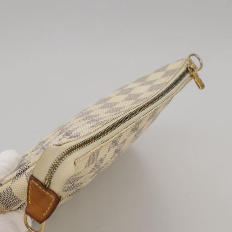 Louis Vuitton Vintage Louis Vuitton Pochette Accessoires Beige