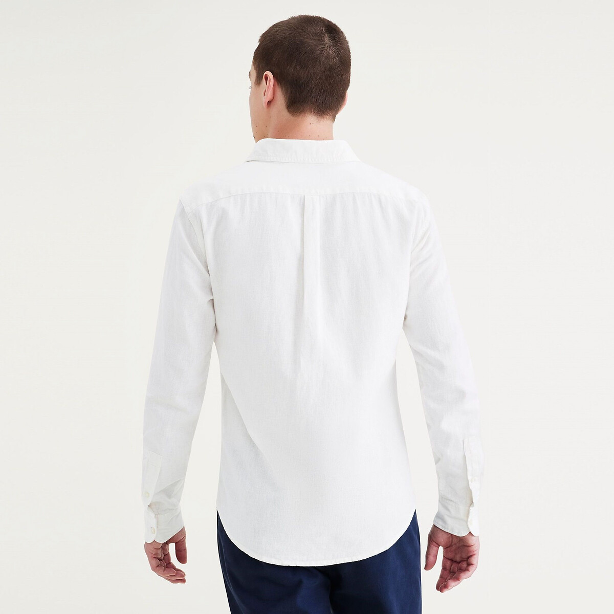 DOCKERS<br>Camisa slim em algodão e linho, com bolso no peito