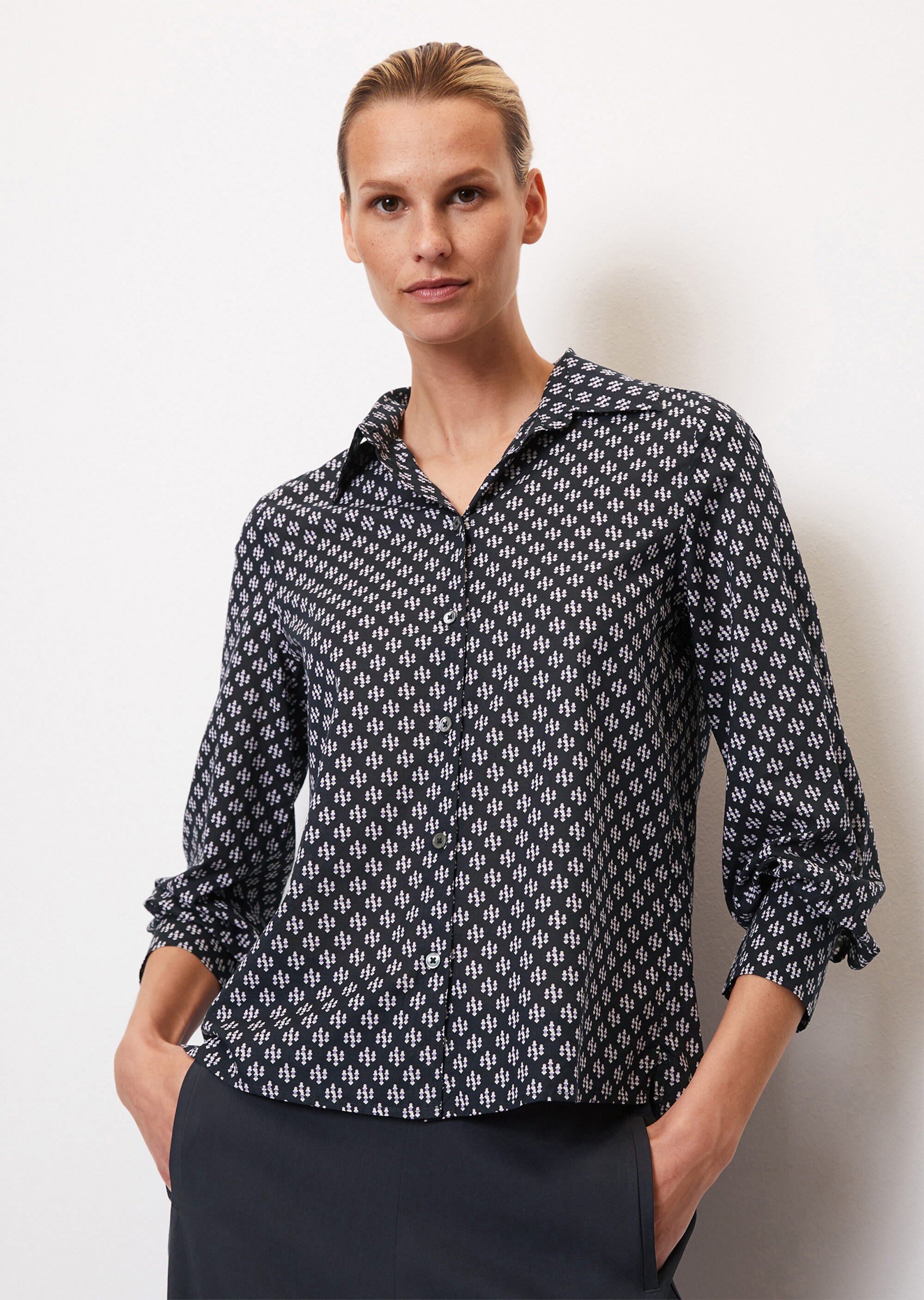 Langarm-Bluse regular mit Allover-Print aus Silky-Touch-Voile-Qualität