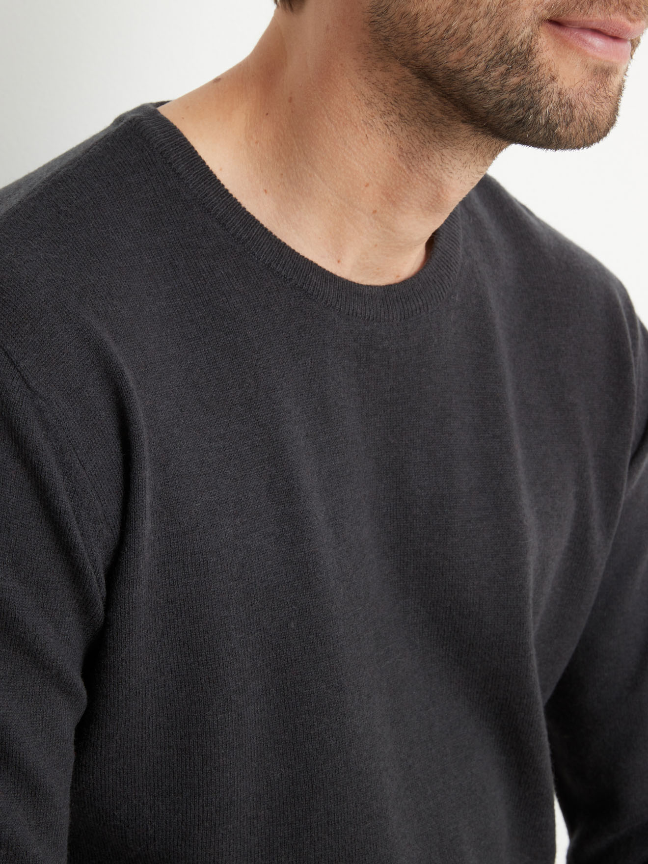Pull encolure ronde 100% acrylique