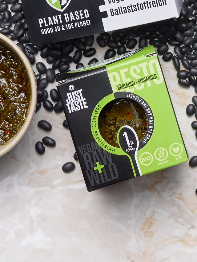 JUST TASTE Pasta-Set: Bio Kichererbsen-Soja Fettuccine & Bärlauch-Koriander-Pesto