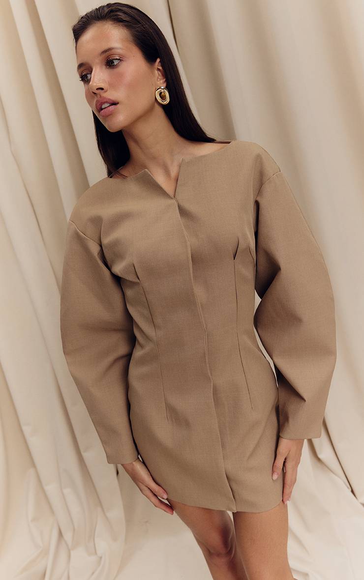 Camel Robe Blazer Cintrée À La Taille Avec Manches Cocon