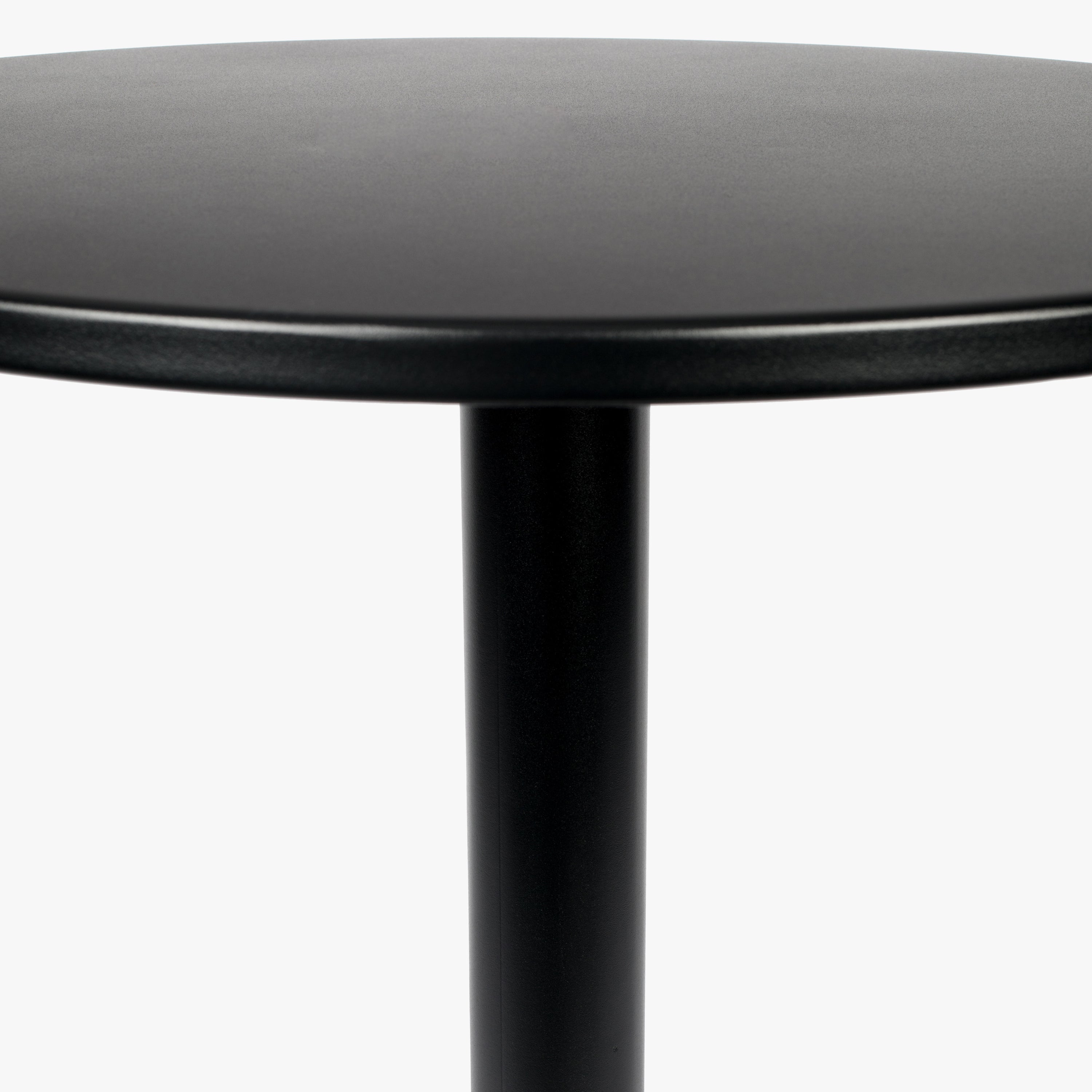Zuiver Metsu Tuintafel Ã 70 cm