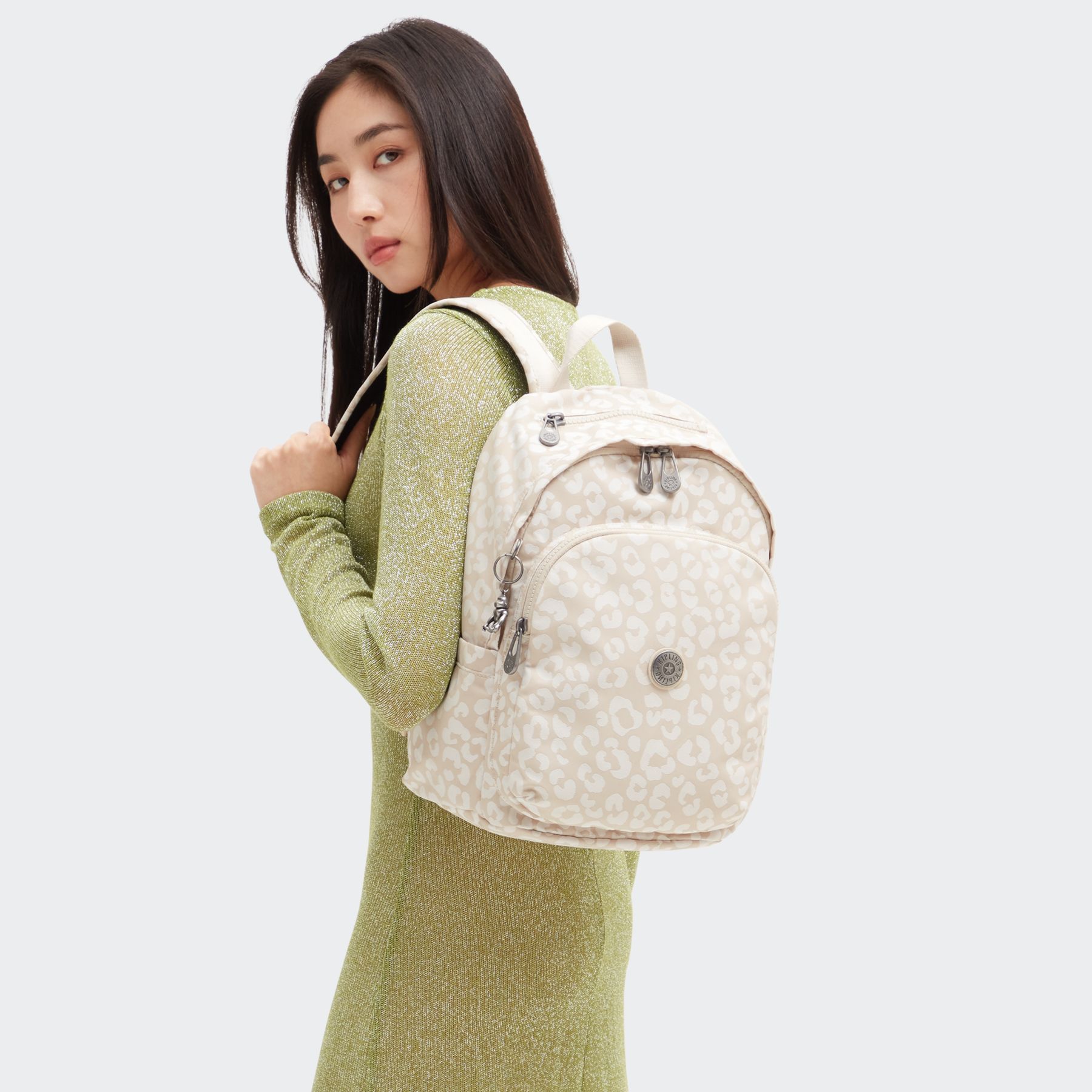 DELIA Sac à Dos Moyen avec Poche Frontale et Poignée Supérieure - White Cheetah J