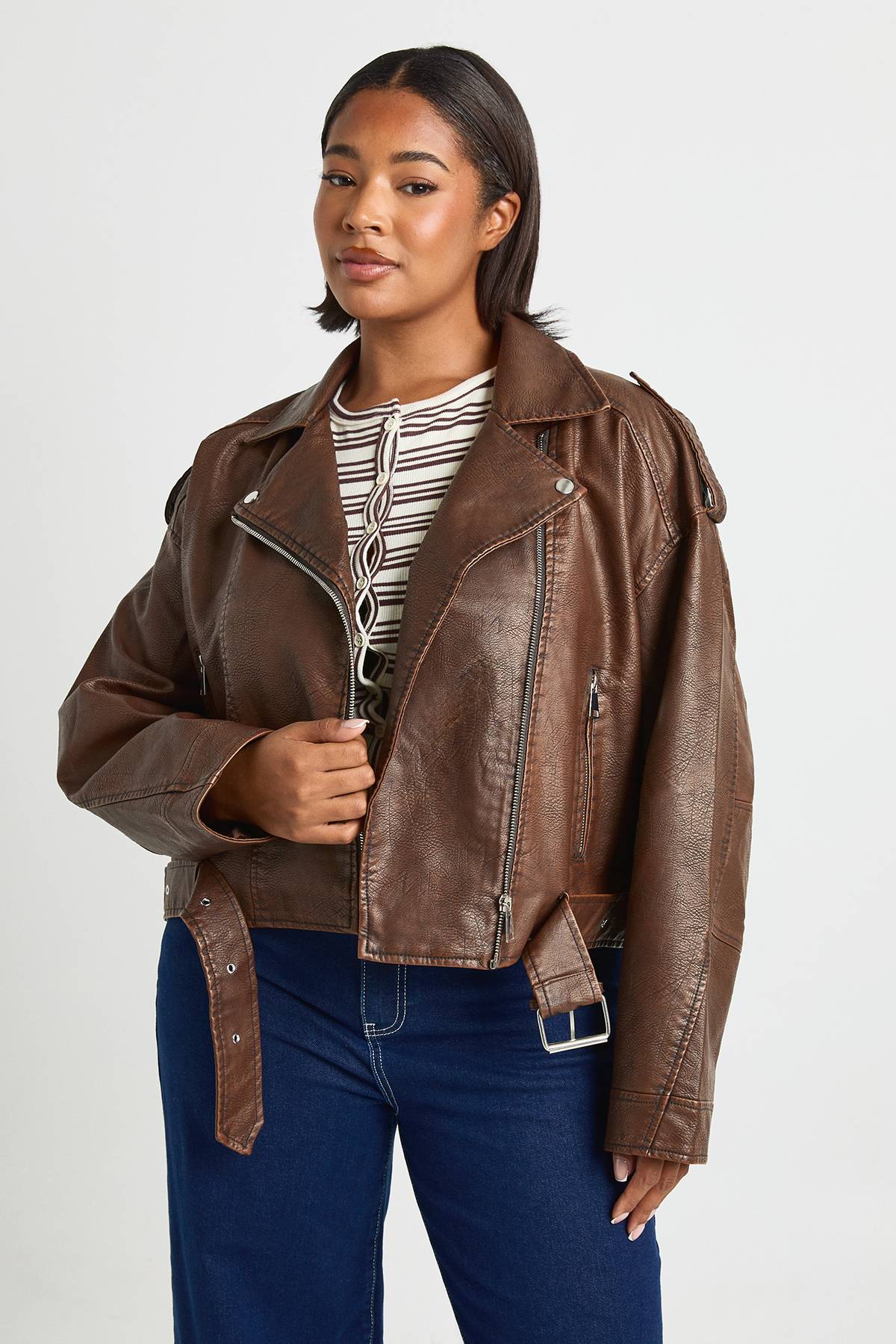 boohoo Plus Vintage Veste de Motard Crop en synthétique