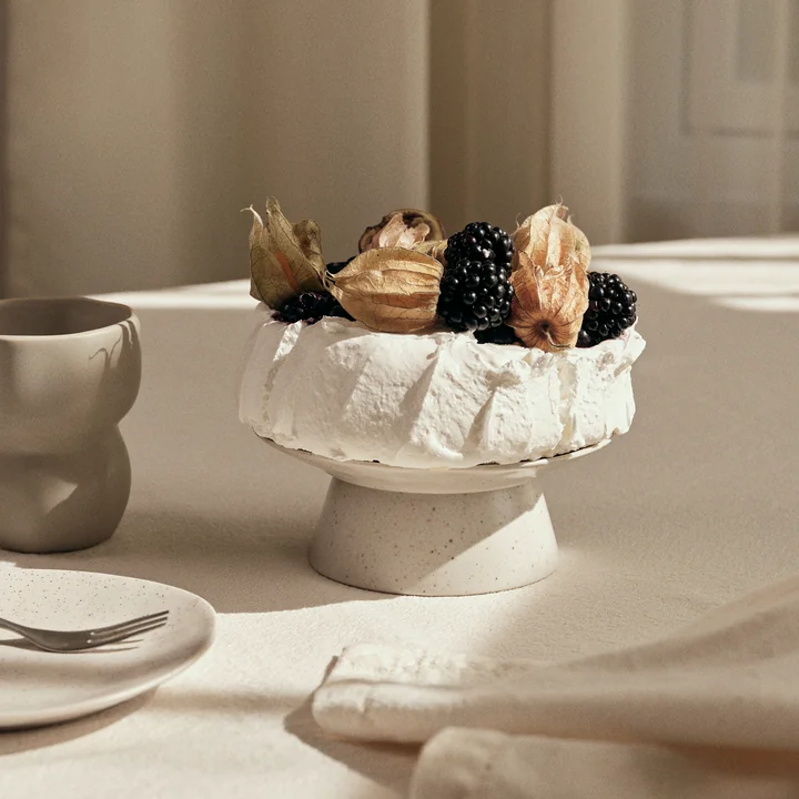 Broste Copenhagen - Nordic Vanilla Tortenplatte, Ø 30 x 10 cm, cream