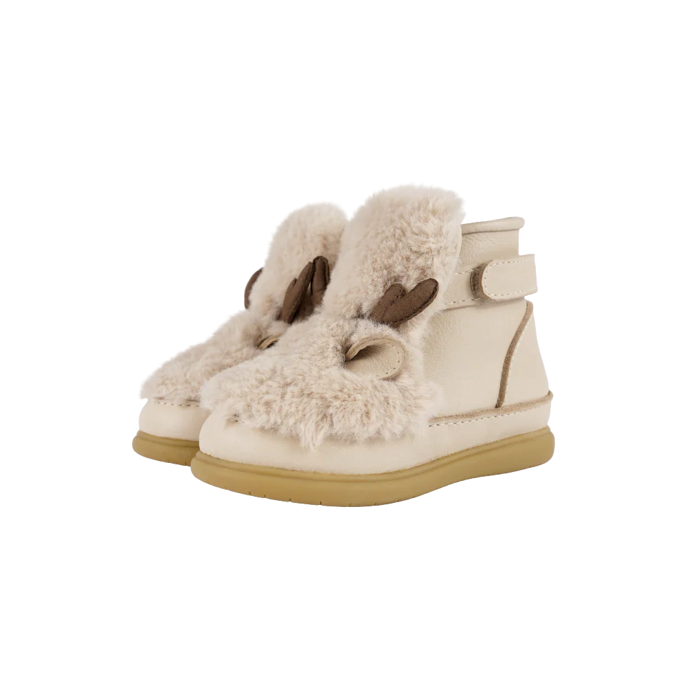 Roumi Shoes | Reindeer | Light Beige Soft Faux Fur