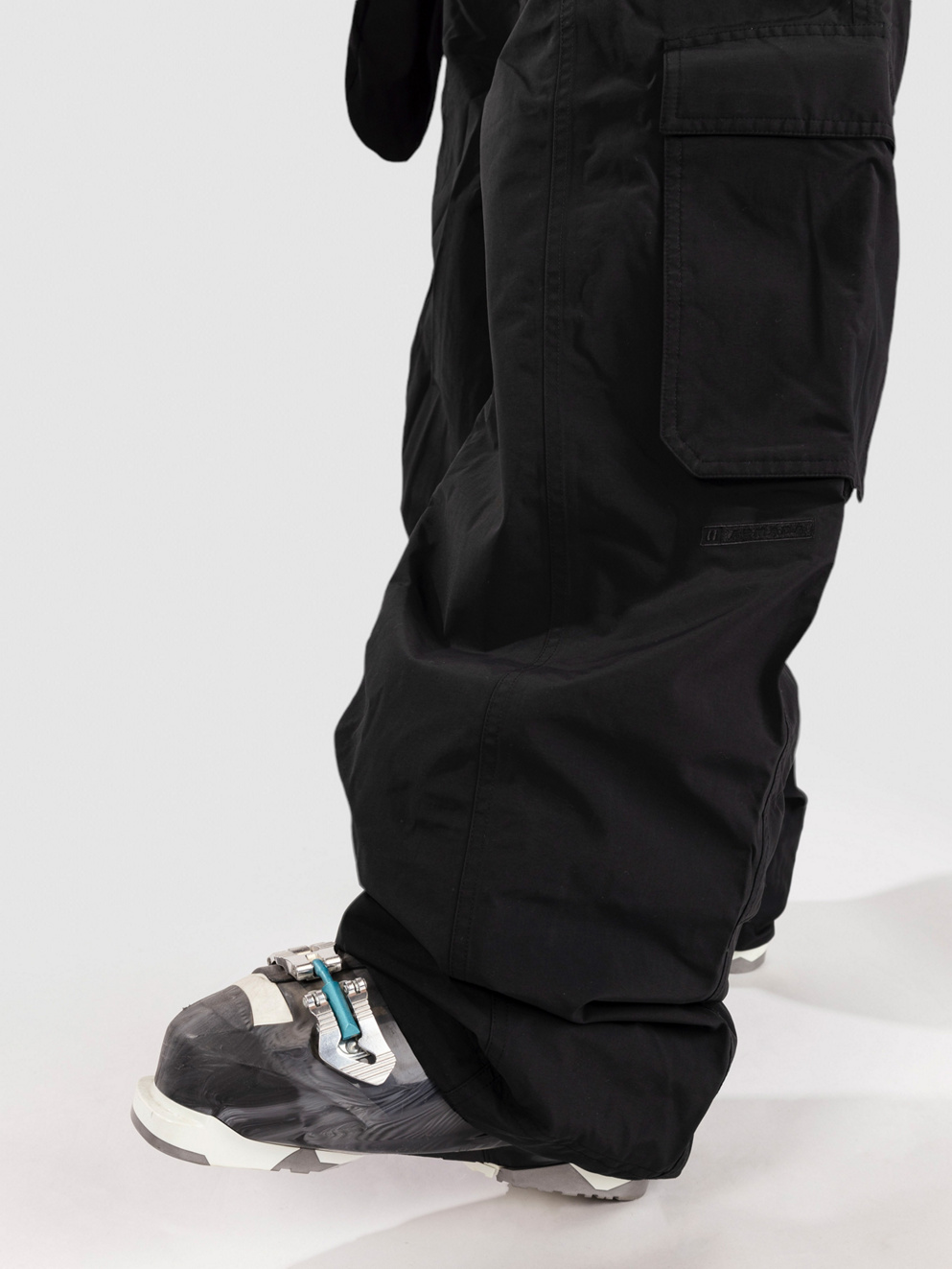 Armada Team Issue 2L Insulated Cargo Pants black
