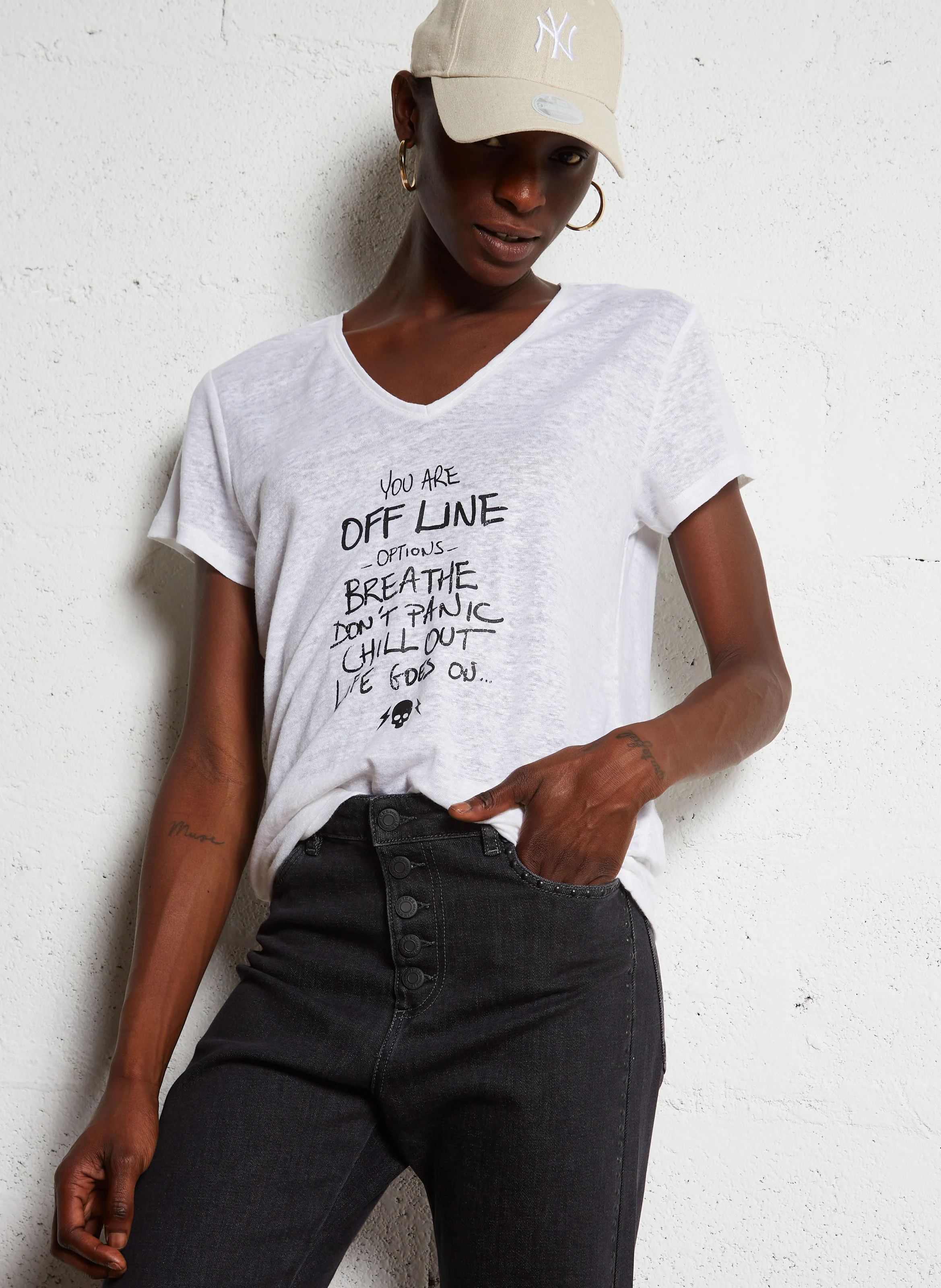 Tee-shirt col V droit en lin sérigraphié | Blanc
