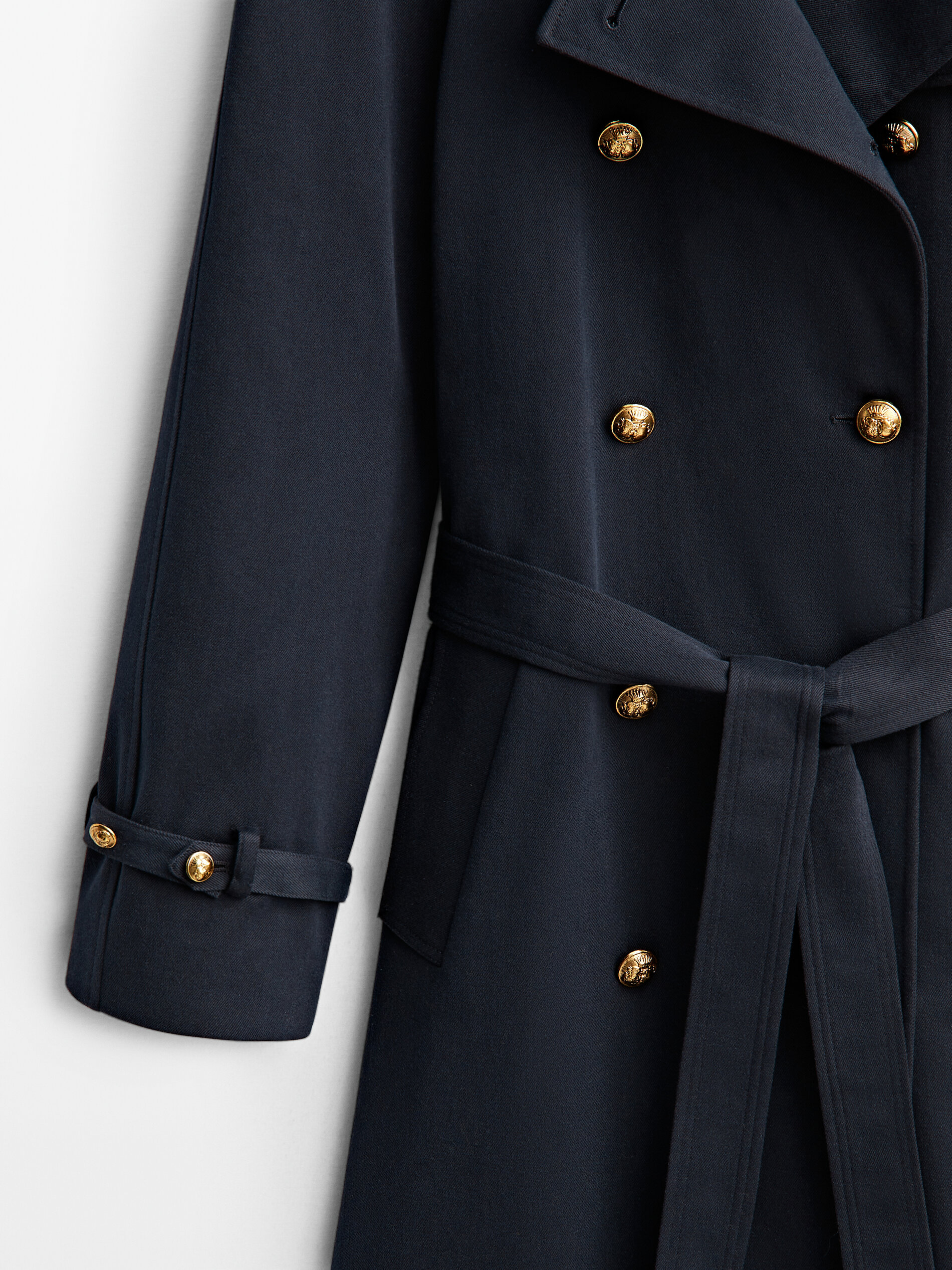 Trench coat com botões dourados - AZUL MARINHO