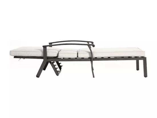 Chaise longue de patio 1 pièce en aluminium antirouille inclinable et réglable avec coussin beige imperméable en coton meuble transat piscine extérieur