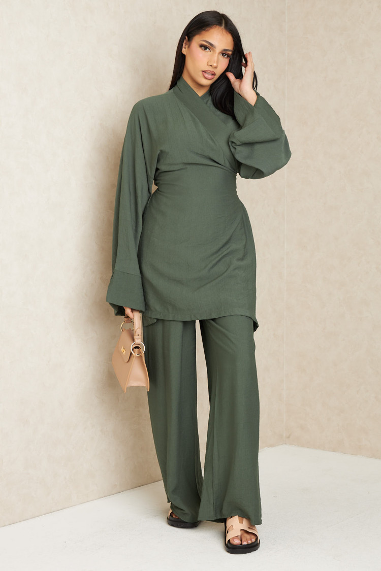 Ensemble 2 pièces blouse + pantalon kaki a noué