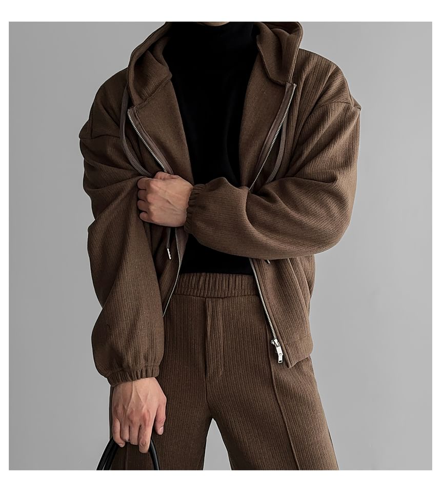 Okwano - Hoge taille effen rechte broek / capuchonjack met rits