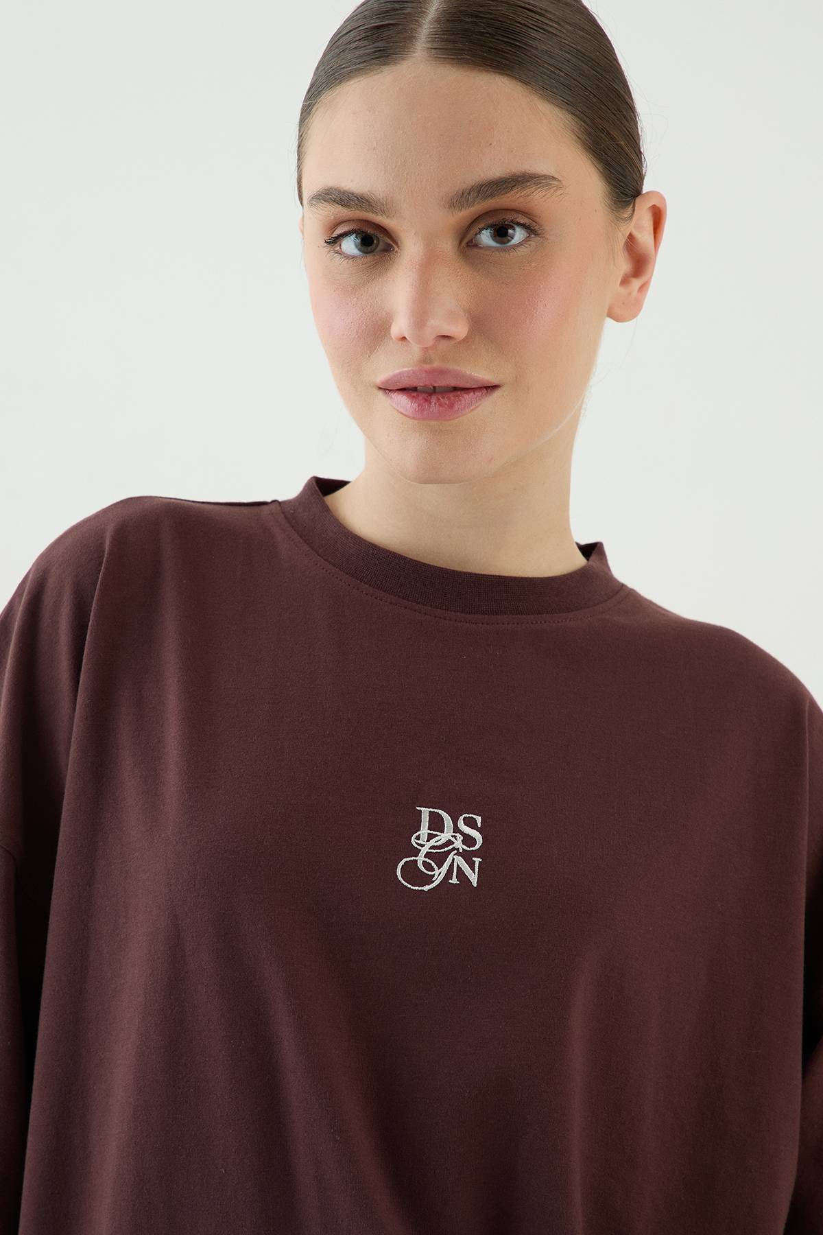 T-shirt Col Rond Manches Courtes Dsgn Studio