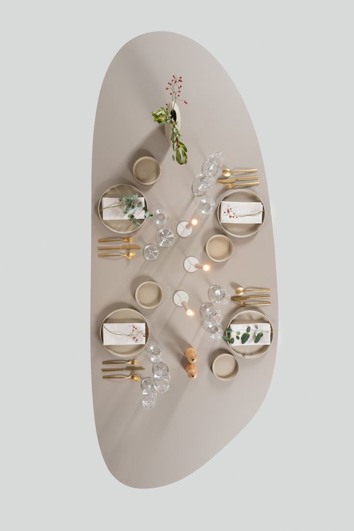 Studio HENK   Blob New Classic Eettafel