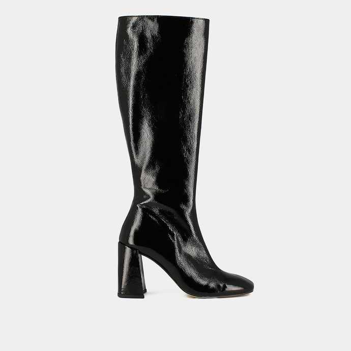 Bottes hautes à bouts carrés  en vernis plissé noir