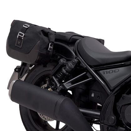 Sacoches cavalières SW-MOTECH Legend Gear set (9.8/13.5 litres) avec supports - Noir