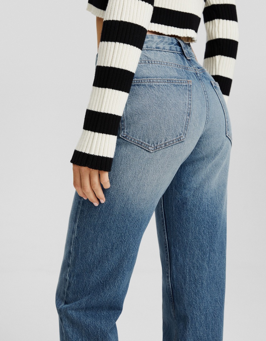 calça jeans de corte reto