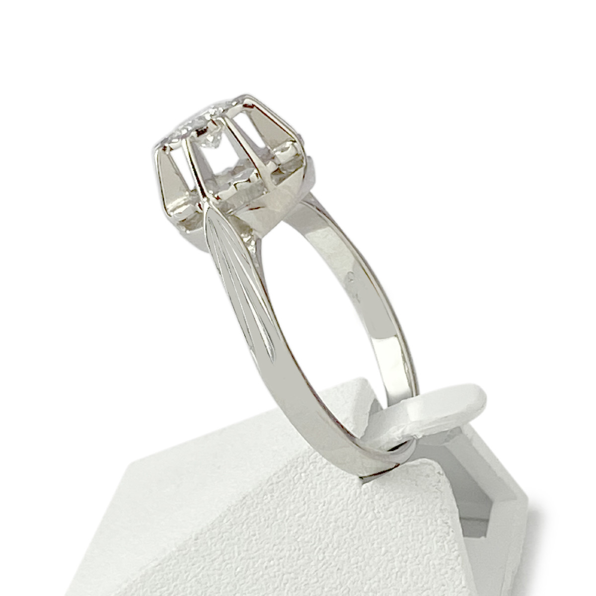 Bague d'occasion or 750 blanc diamant