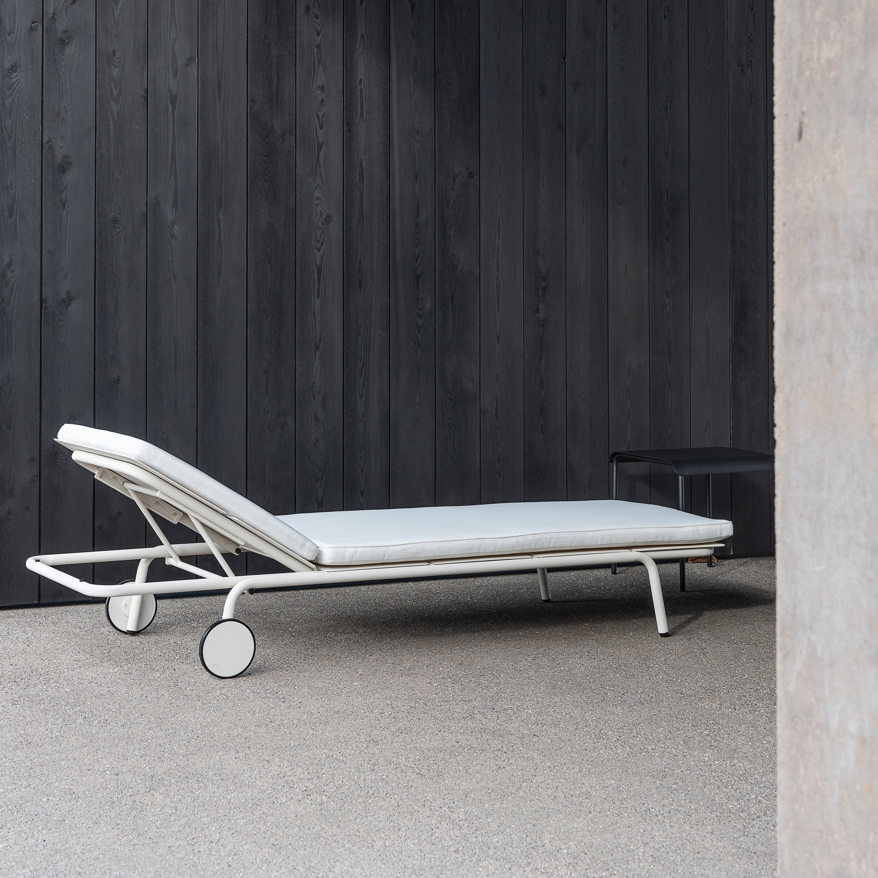 SERAX - Vincent Van Duysen - August Ligbed - Zand