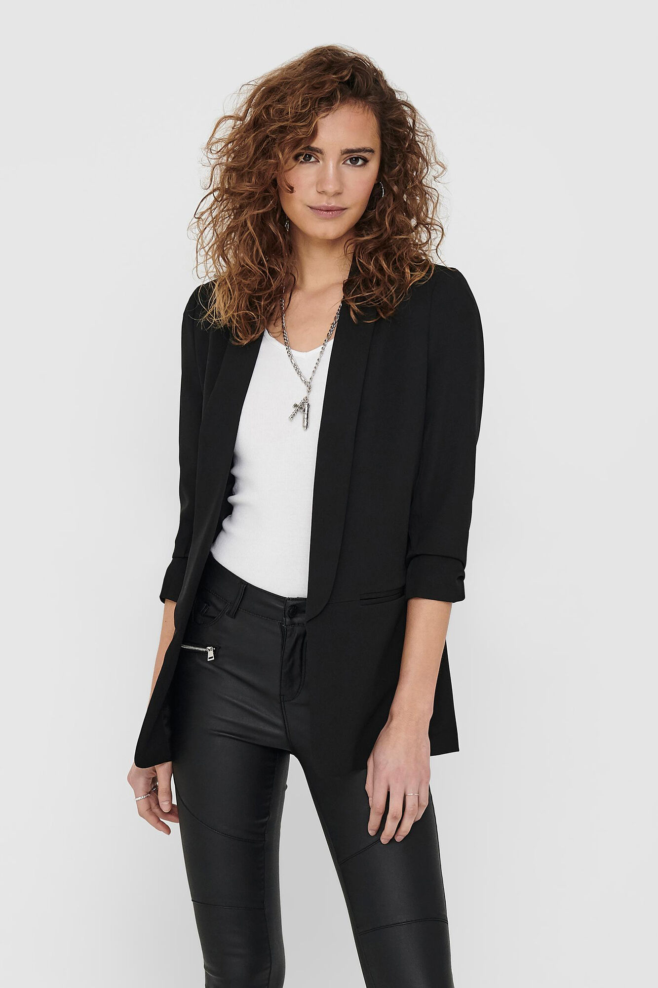 Blazer com mangas curtas e lapelas