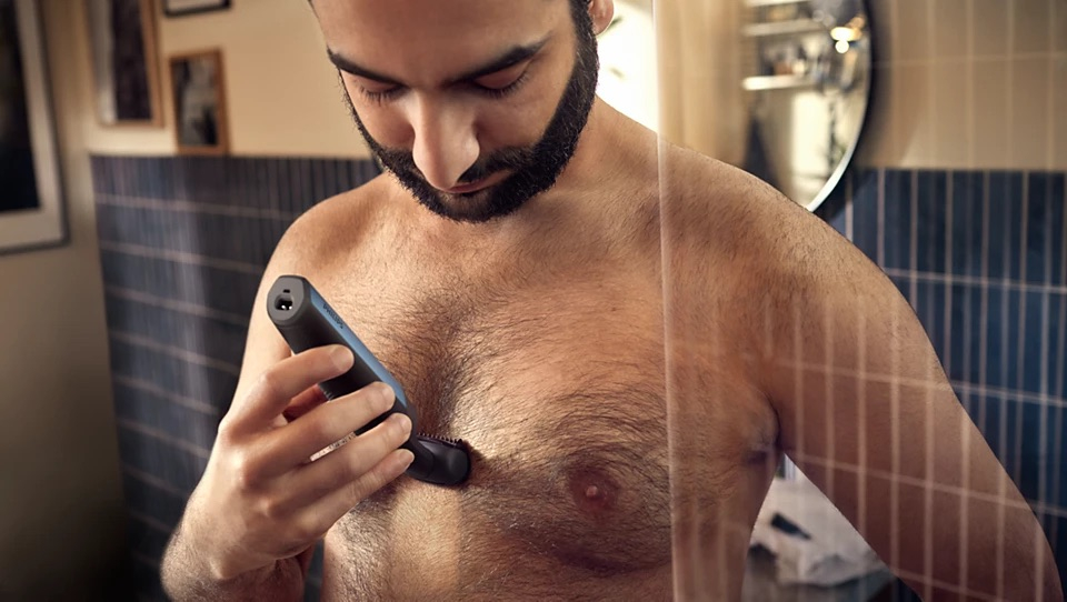 Series 3000 Bodygroom Elektrischer Haarschneider Haar Trimmer Akku Rasierer mit 3 Aufsätzen (BG3015/15) - Blau / Schwarz