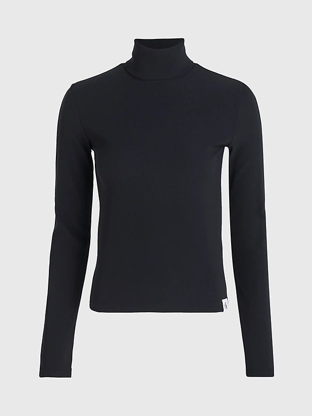 Blusa sem mangas com fenda e gola alta.