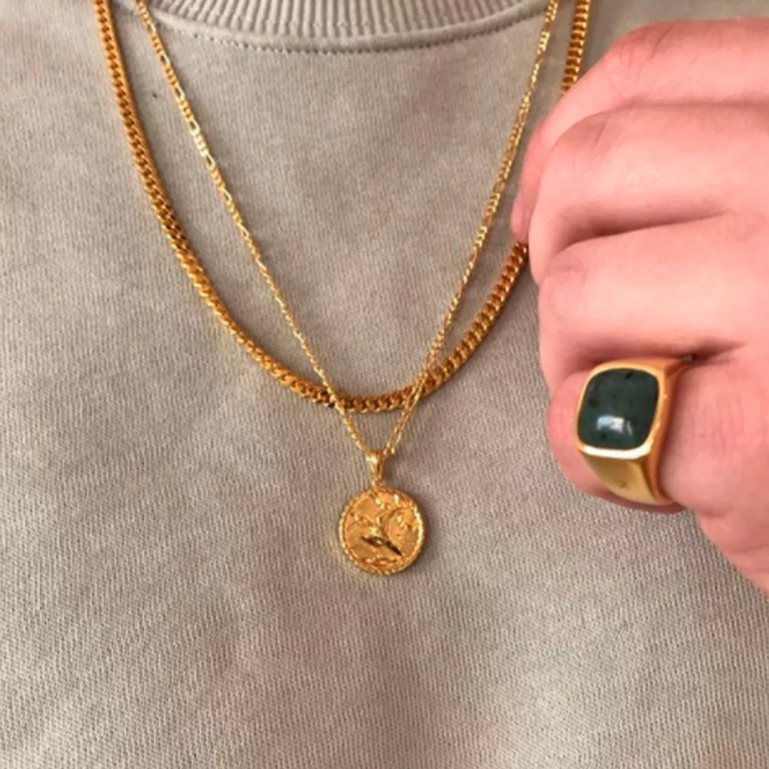 IX Studios Cushion Signet Hawks Eye Ring 22 kt. Forgyldt Sølv DMN0282GDHE
