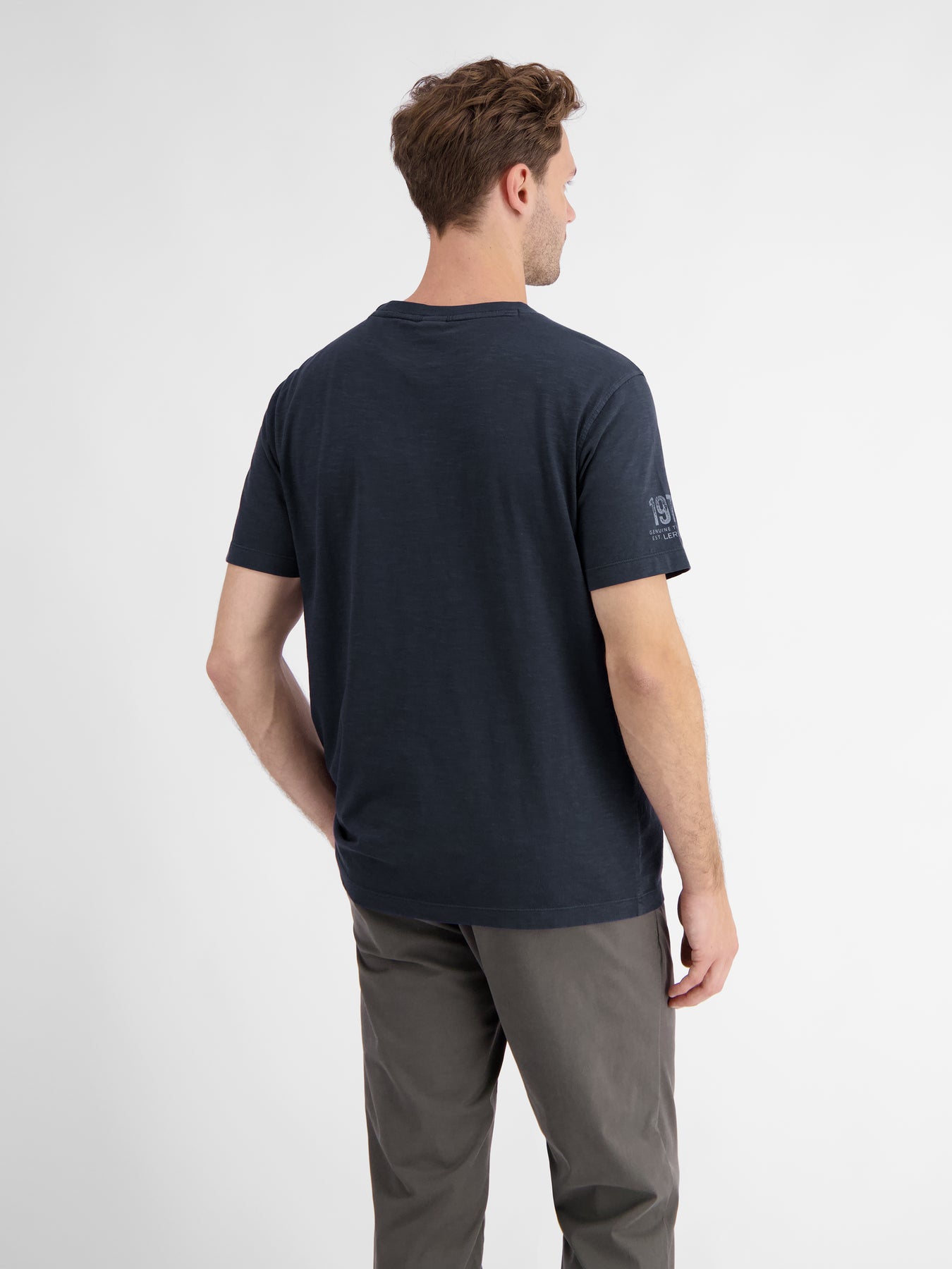 T-Shirt für Herren mit Brustprint