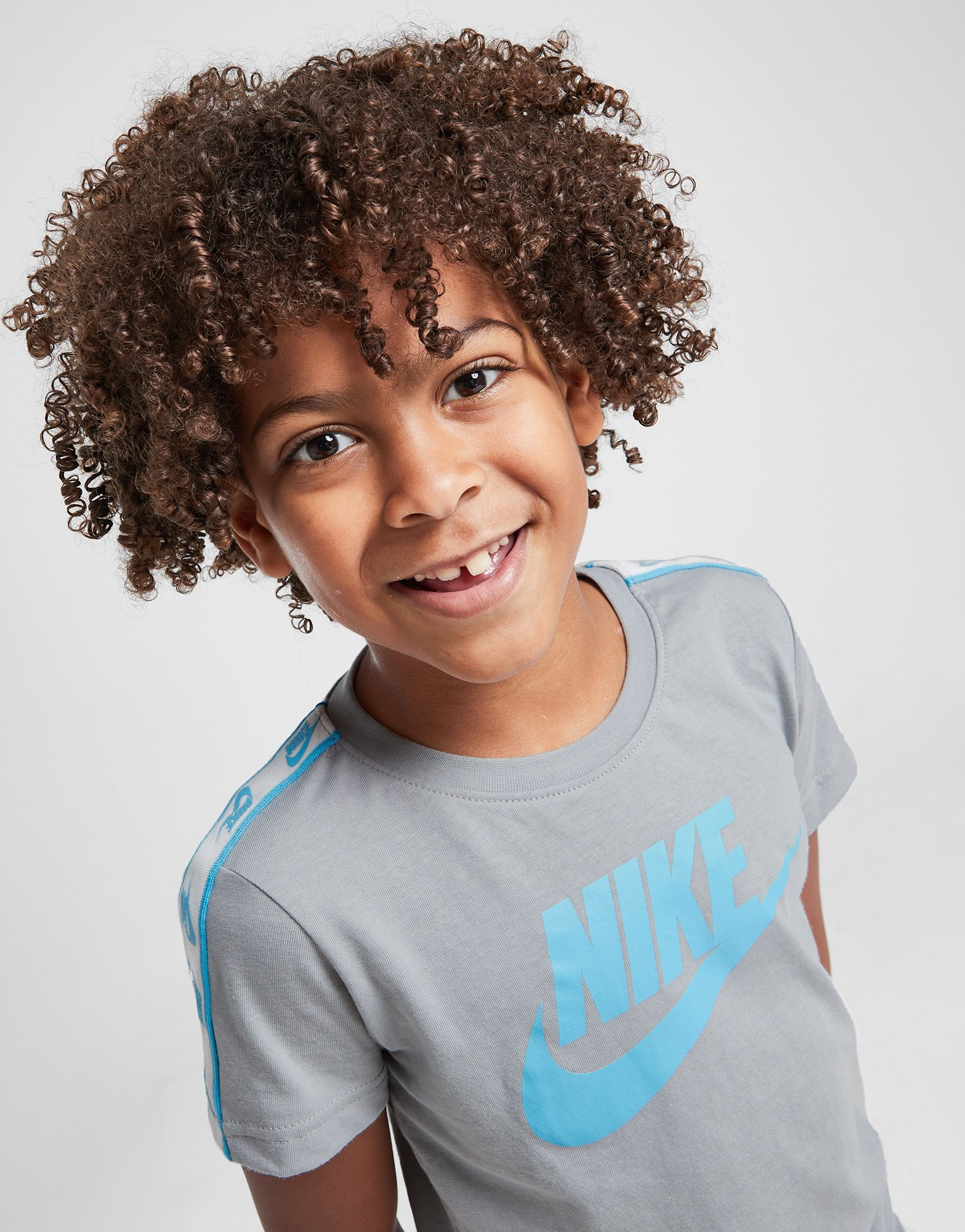 Nike Ensemble T-shirt/Short Cargo Enfant