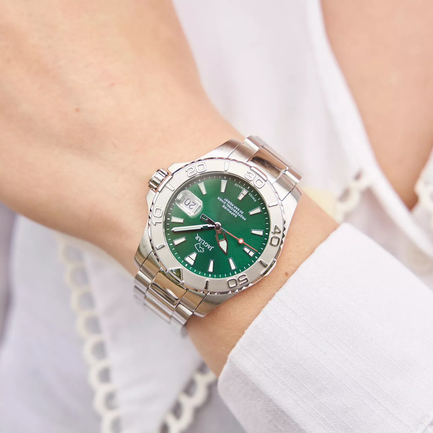 Jaguar Executive Diver J969/1