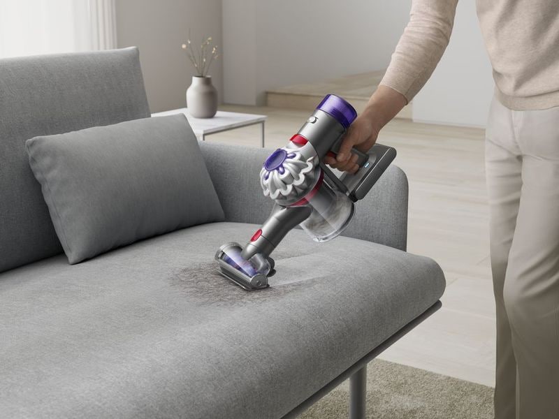 Dyson Akku-Hand- und Stielsauger V8 Advanced Silber/Violett Kabelloser Staubsauger für Haushalte mit Haustieren