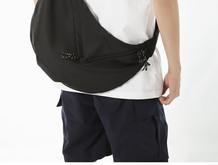 HOVERUP - Effen nylon crossbodytas
