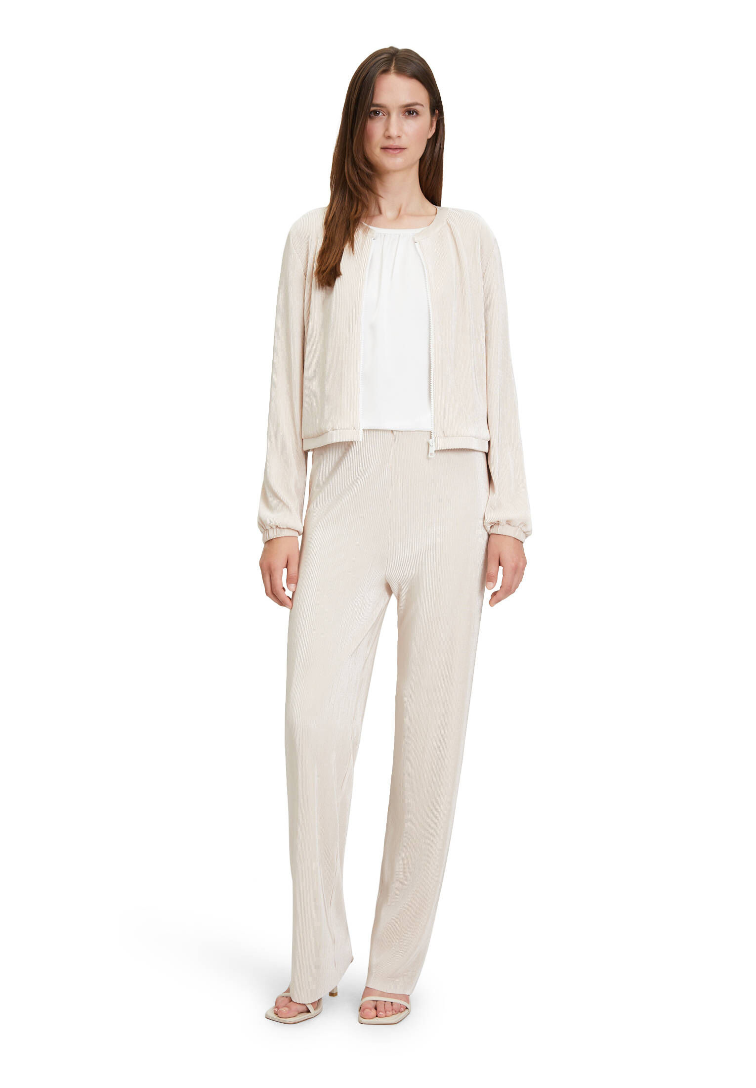 Betty & Co| Damen Stoffhose mit Plissee