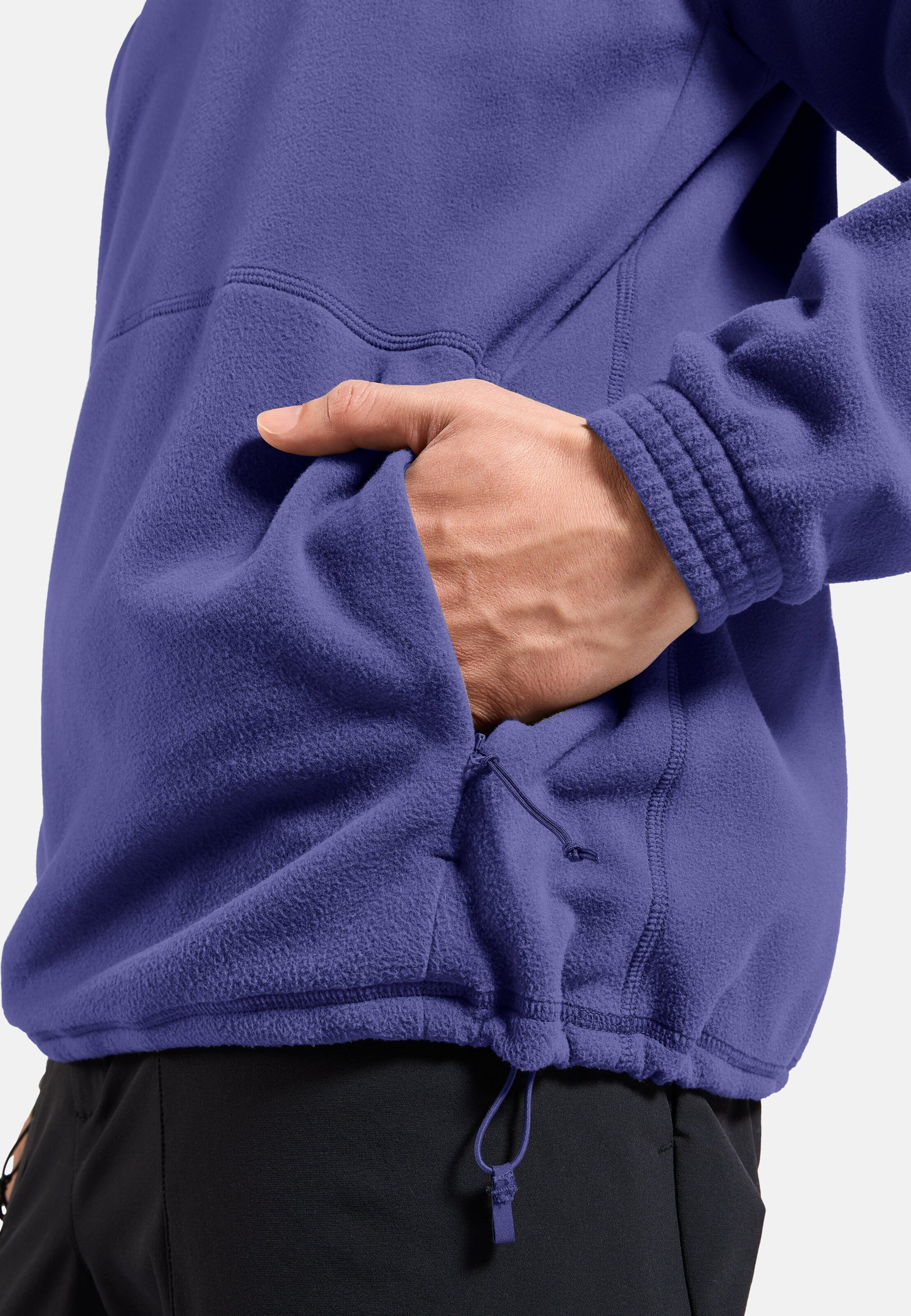 Klassischer Essentials Multisport Mid Layer aus Fleece mit Rundhalsausschnitt in Skipper Blue