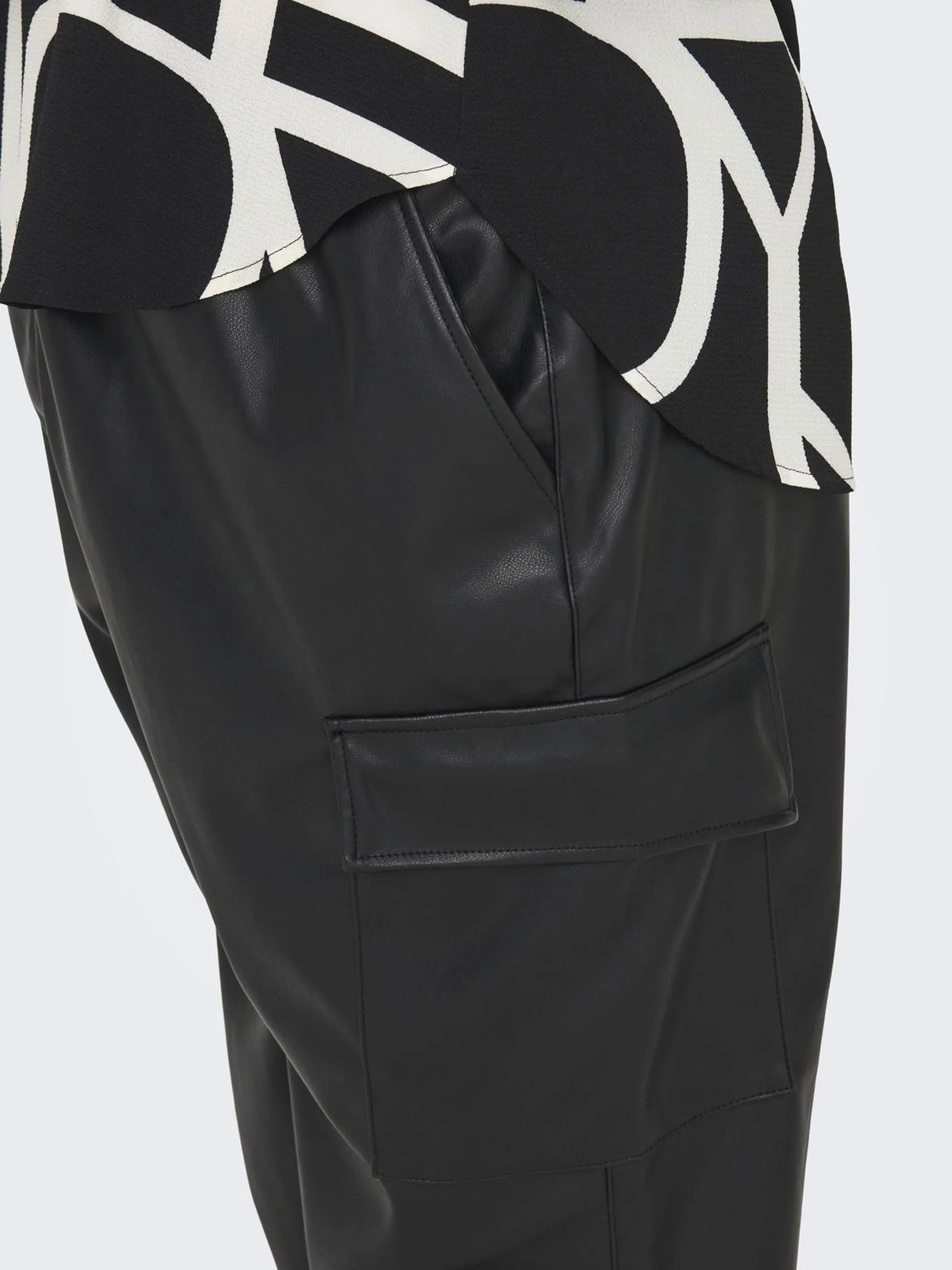 Only Carmakoma CARVICA SS AOP TOP NO Bluse