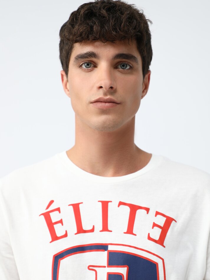 Camiseta Elite Netflix com estampa - Off White