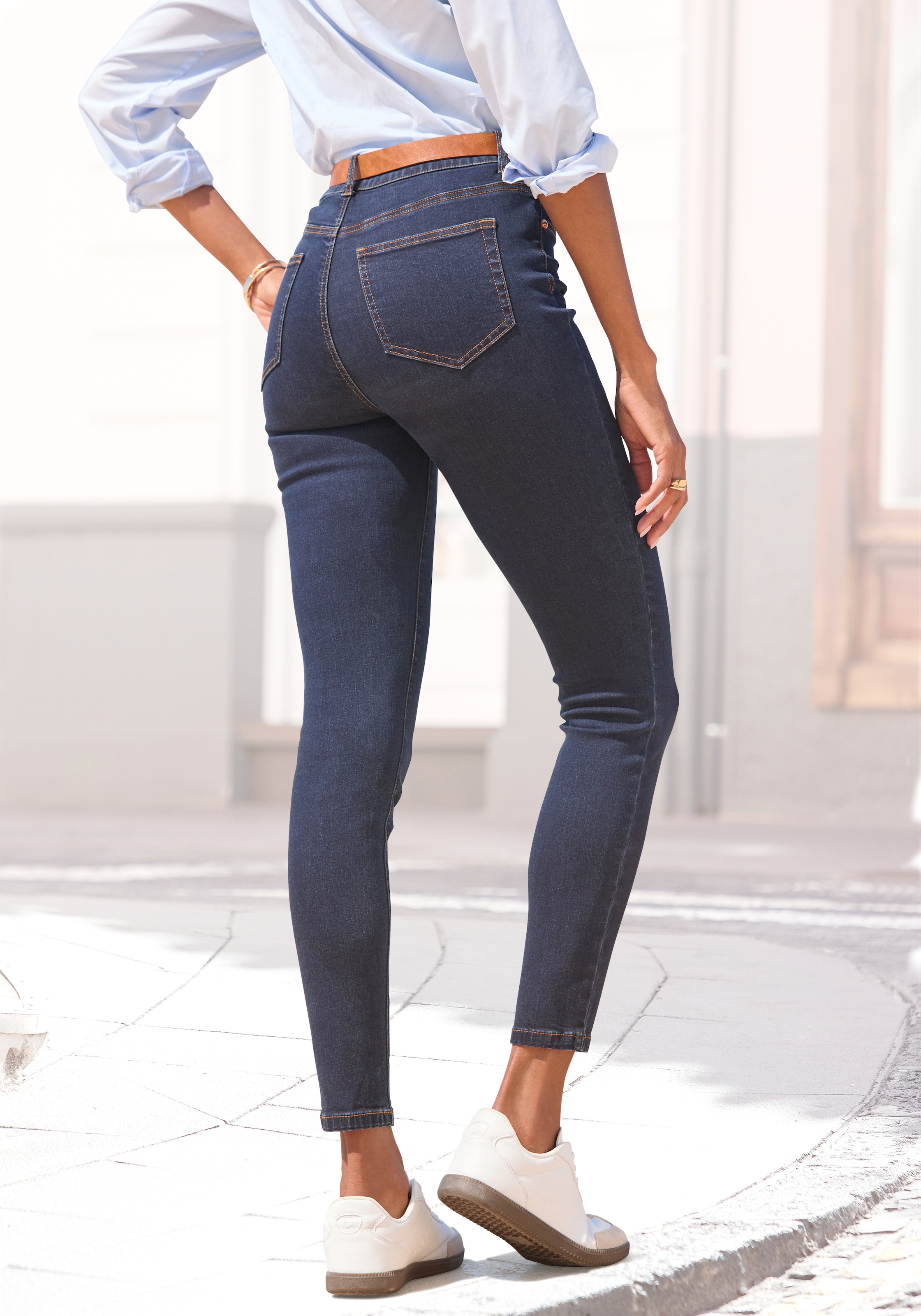 LASCANA Jeansjeggings , mit Stretch-Anteil in Röhrenform