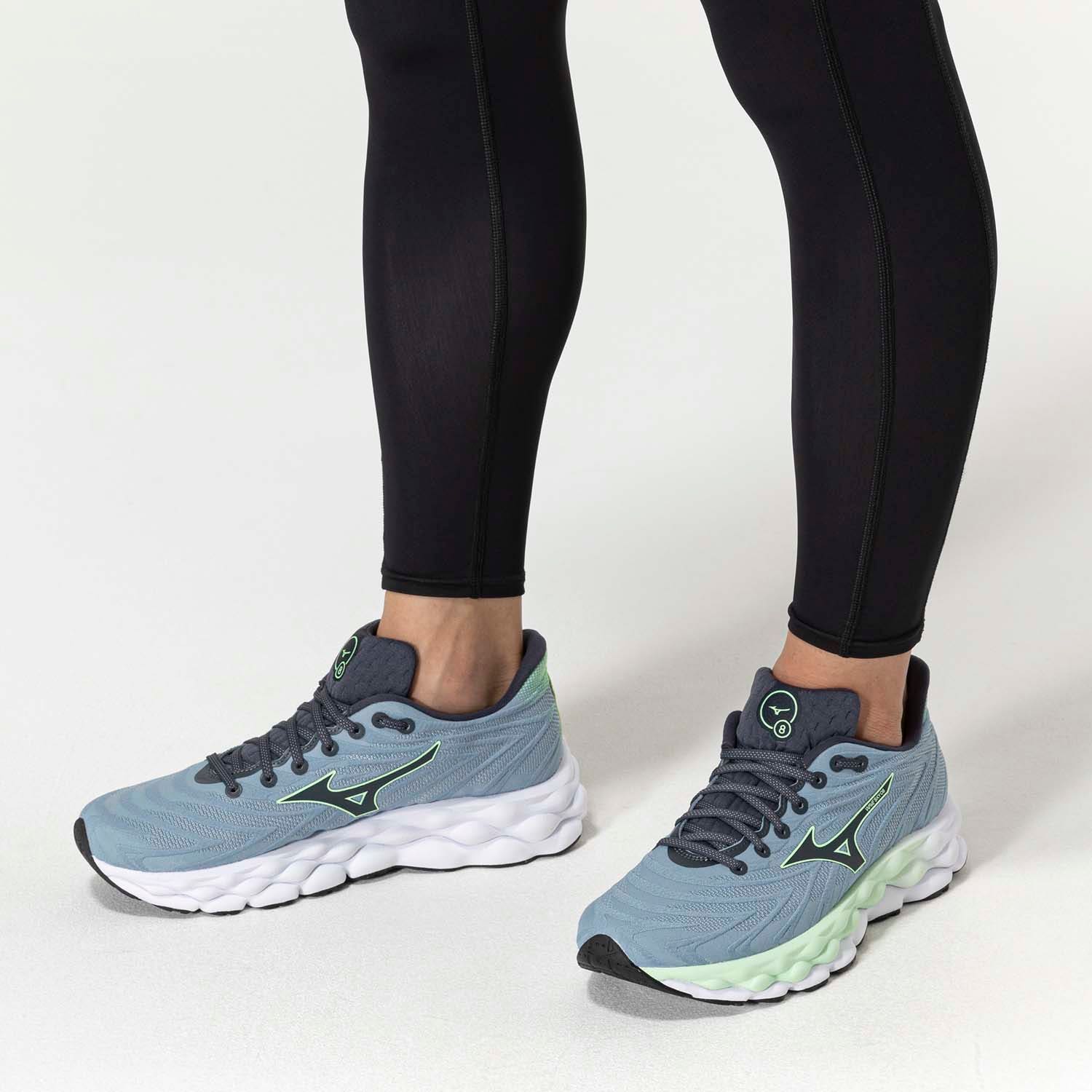 Mizuno  Wave Sky 8