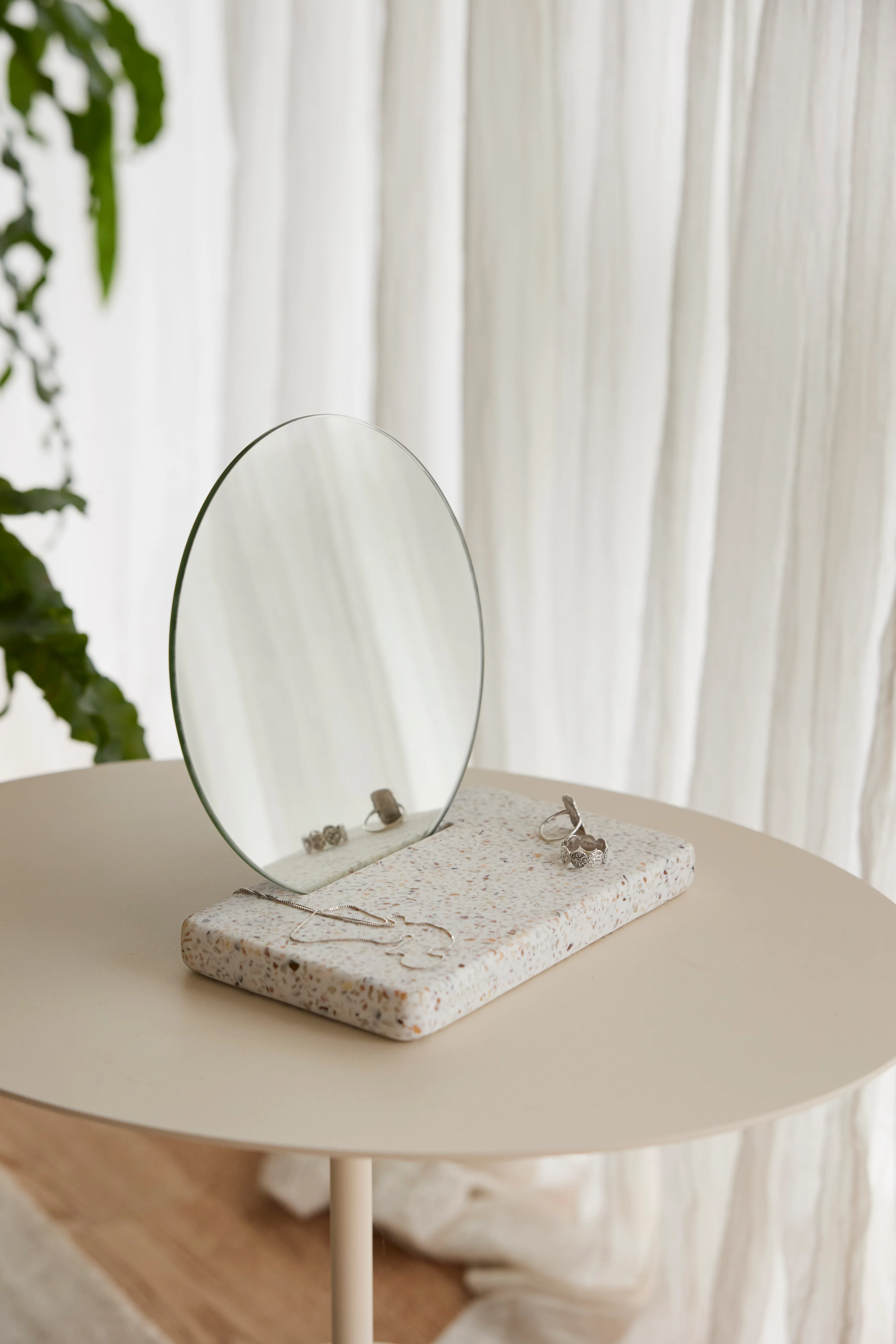Humdakin  Terrazzo  spejl - rød/beige