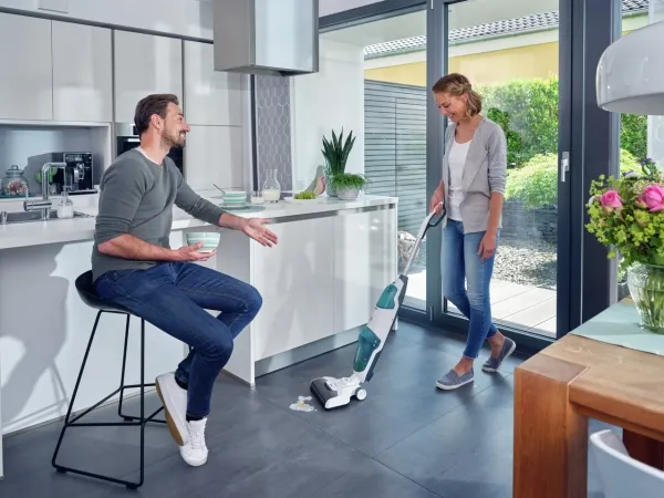 LEIFHEIT Regulus Aqua PowerVac, wet and dry vacuum cleaner (white / turquoise)