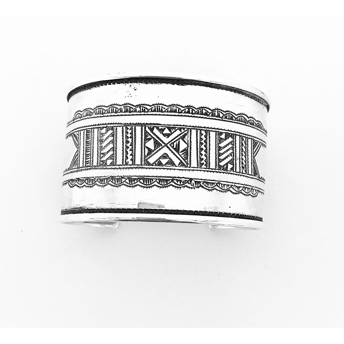 Bracelet touareg ethnique manchette large fait main